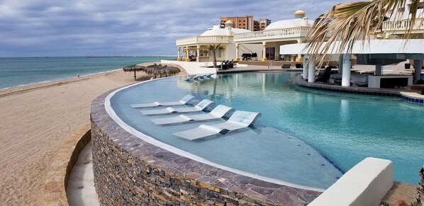 Una piscina climatizada