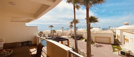 Condo, 1 Bedroom | Property grounds