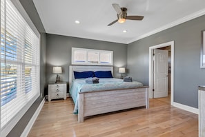 6 bedrooms, iron/ironing board, travel cot, WiFi