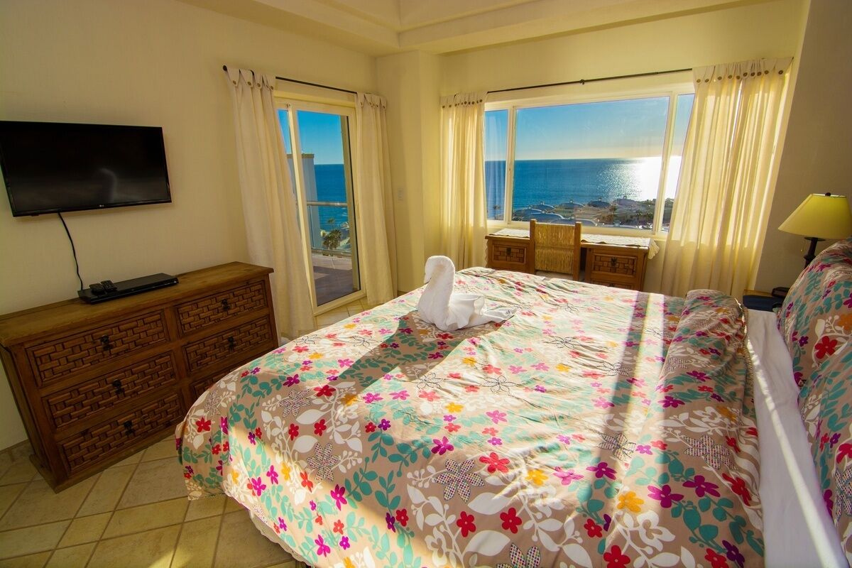 Condo, 2 habitaciones | 2 habitaciones, decoración personalizada y muebles diferentes 