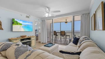 คอนโด, 2 ห้องนอน | บริเวณนั่งเล่น