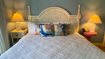 Condo, 1 Bedroom | 1 bilik tidur, dihias secara berasingan