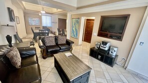Living area - Spectacular 2 Bedroom Condo on Sandy Beach at Las Palmas Resort G-201 2 Condo by RedAwning (Puerto Peñasco)