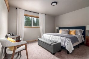 11 bedrooms, travel cot, free WiFi, bed sheets