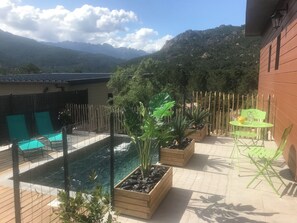 Outdoor pool, a heated pool - New villa, swimming pool, exceptional view, beach 10mn and natural swimming pools 5mn (STE LUCIE DE PORTO VECCHIO)