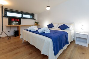5 bedrooms, desk, iron/ironing board, WiFi - [LUXURY] VILLA Rubin with POOL, GYM & SPA (Arzergrande)