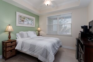 1 chambre, décoration personnalisée, ameublement personnalisé