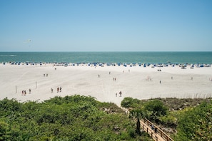 Appart'hĂŽtel, 3 chambres | Plage
