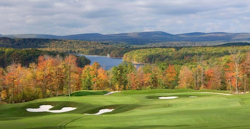 The Lodge at Wisp Resort