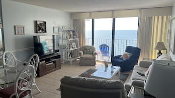 Leilighet, 3 soverom | Oppholdsområde