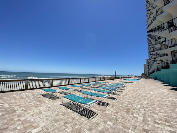 Sun deck