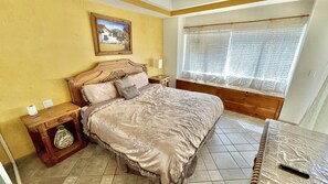 Condo, 2 habitaciones | 2 habitaciones, decoración personalizada y muebles diferentes 