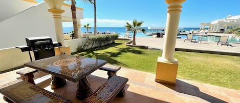 Villa, 4 Bedrooms | Property grounds