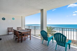 Outdoor dining - Pelican Pointe|Beachfront|Gulf Views|Indoor Pool (Orange Beach)