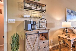 Interior - Lakefront Home w/ Point Venture Golf Access! (Point Venture)