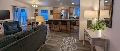 Smart TV, DVD player, video library