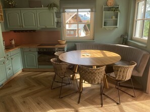 Dining - Diamond Forest - 8 Full Beds Summercard Included (Kaprun)