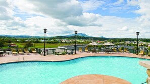 Indendørs pool, udendørs pool