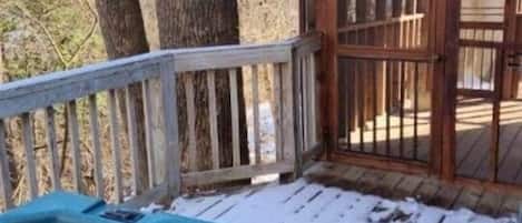 Tina de hidromasaje al aire libre