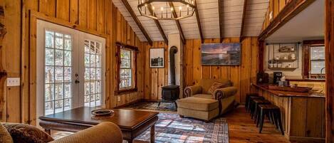 المنشأة من الداخل