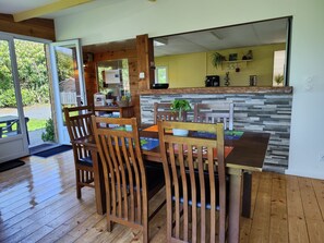 Dining - Charming gîte in Normandy (Martainville)