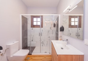 Bathroom - Hotel Las Pedrizas (Antequera)
