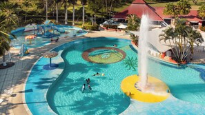 5 outdoor pools