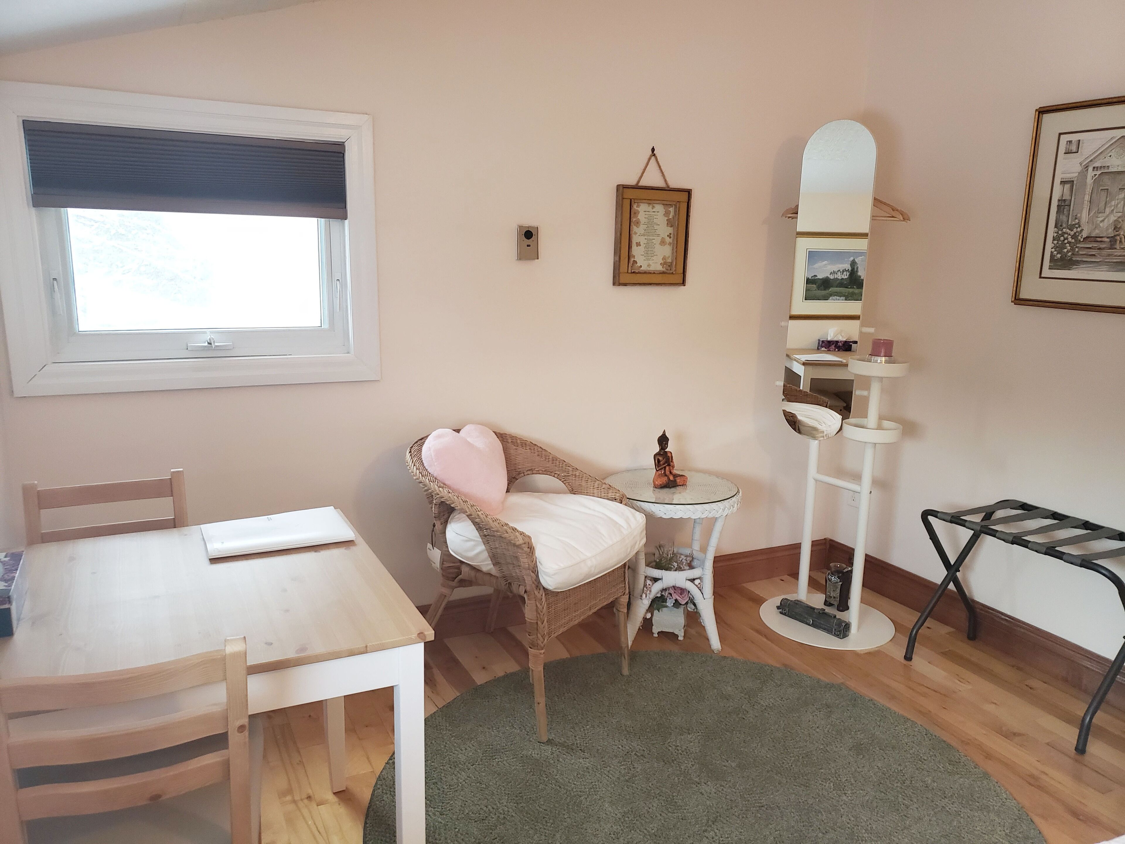 Room | Iron/ironing board, free WiFi, bed sheets