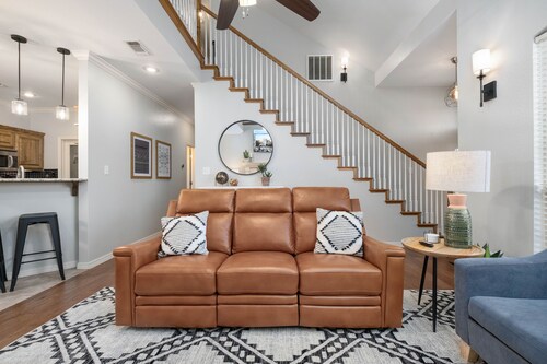 The West Nest 2 -Families, 2 Kings, Game Room