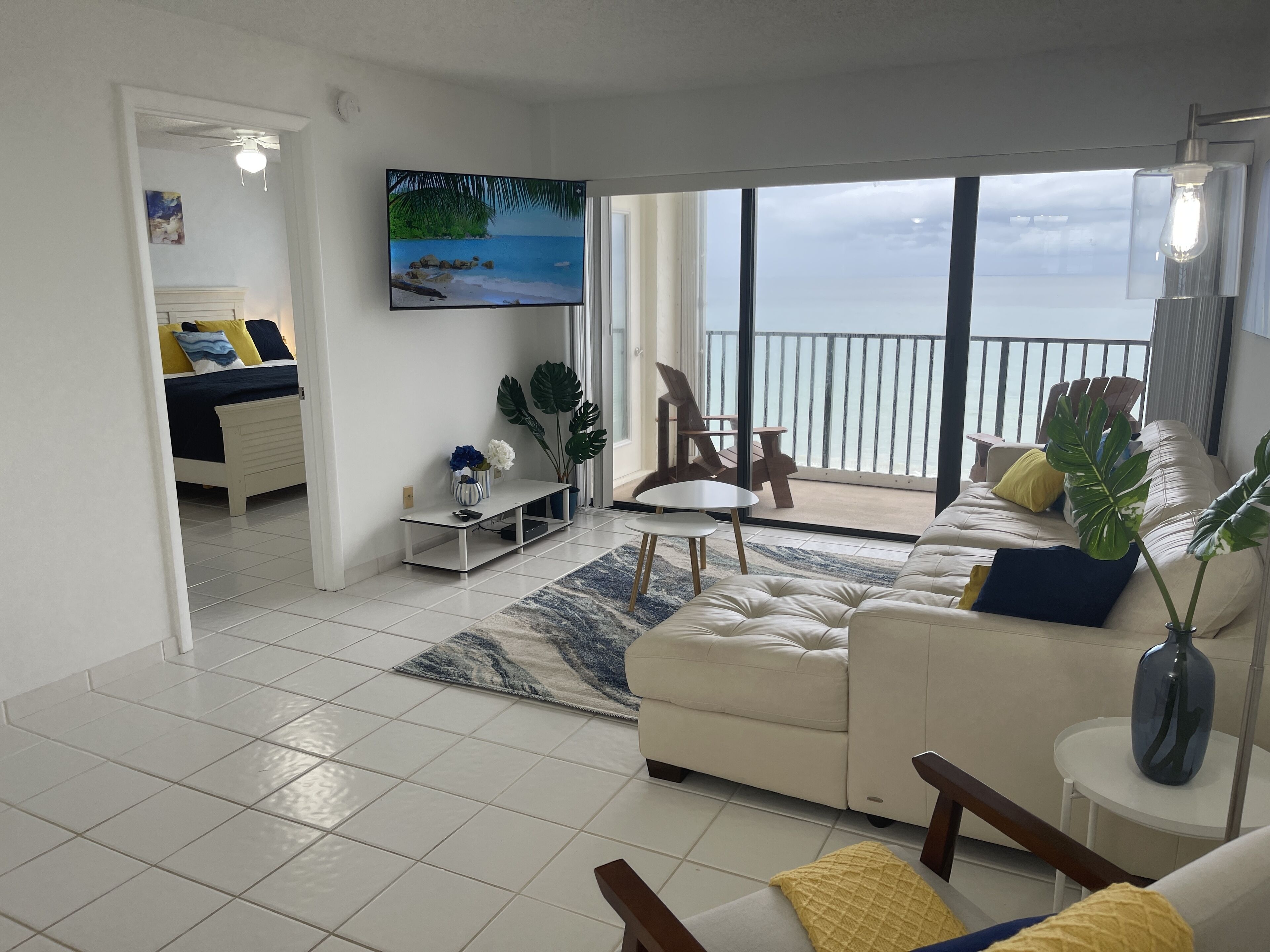 Penthouse Oceanfront Condo with Private Beach!!