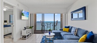Penthouse Oceanfront Condo with Private Beach!!