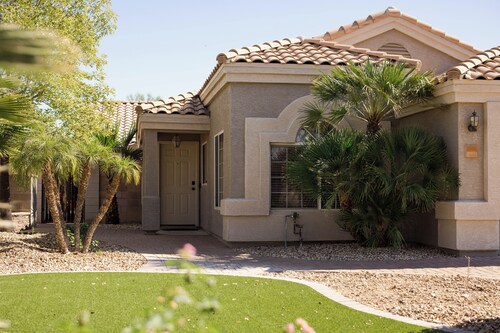 2 Car Garage  Tesla Charger  KING BEDS  2 Master Suites  Hot Tub  Pool