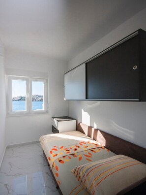 Apartment (Two Bedroom Apartment with Balcony) | 6 bedrooms