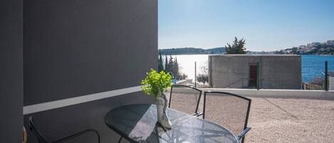 Apartment (Two Bedroom Apartment with Terrace) | Terrasse/Patio