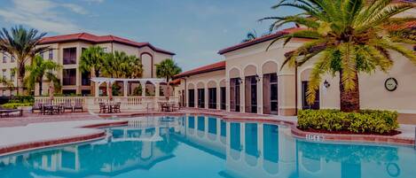 室外游泳池,恒温泳池