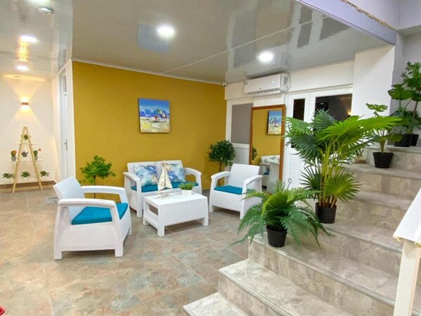 32-Zoll-Flachbildfernseher mit Kabelempfang, Fernseher