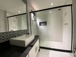 Bathroom - Wonderful House, Refuge, Left Corner of Geribá (Armação dos Búzios)