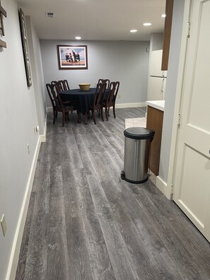 Dining - Charming Home Located in the Best Part of Yakima (Yakima)