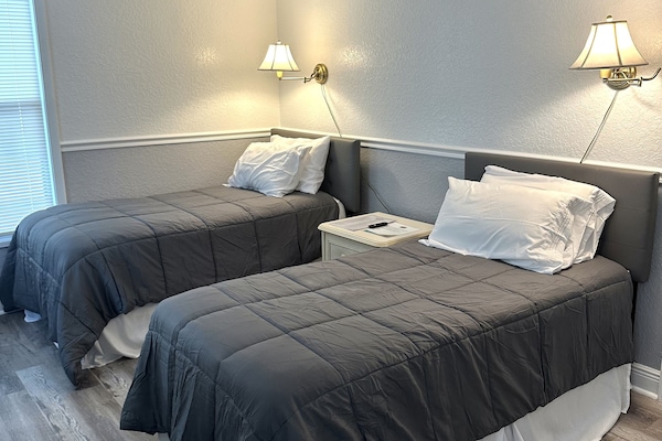 1 dormitori, wifi i roba de llit