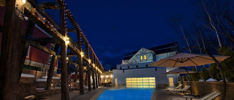 Indoor pool, a heated pool