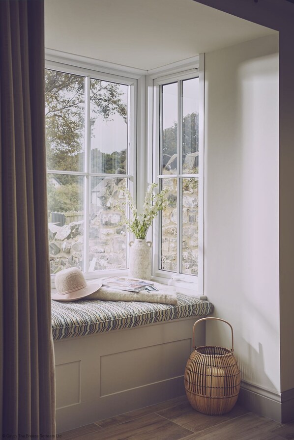 Interior - Driftwood -  a pet friendly that sleeps 4 guests  in 2 bedrooms (Craster, Alnwick)