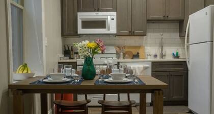 Steps to Mag Mile, 2 BD, fast Wi-Fi, W&D