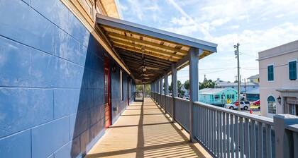 Victorian Inspired Downtown, Boat Trailer Parking!