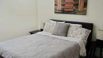 2 habitaciones, tabla de planchar con plancha y wifi gratis