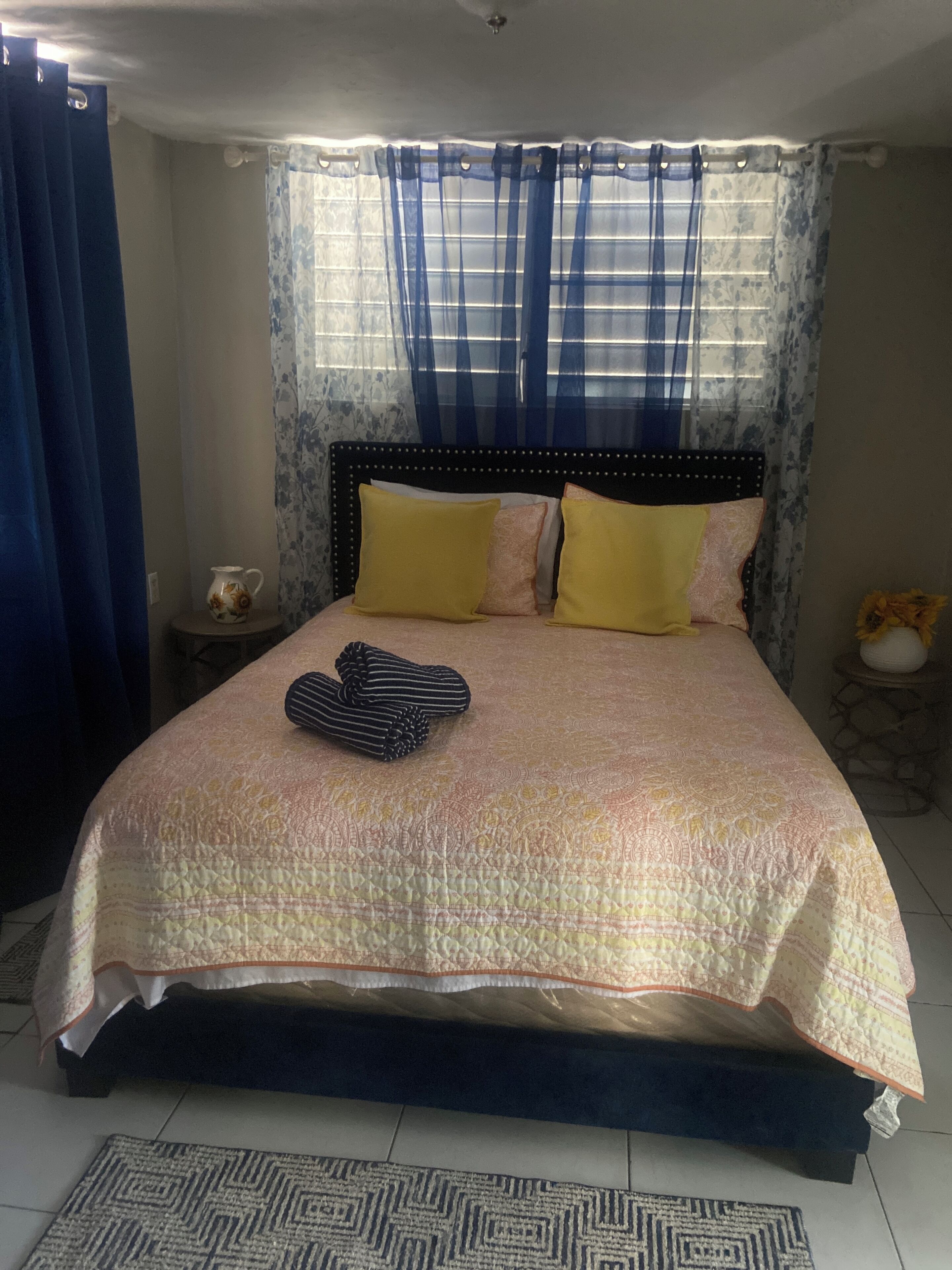 3 bedrooms, travel cot, WiFi, bed sheets