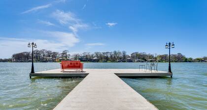 Waterfront Lake Dunlap Studio Cabin w/ Dock