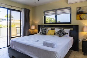 4 bedrooms, WiFi, bed sheets
