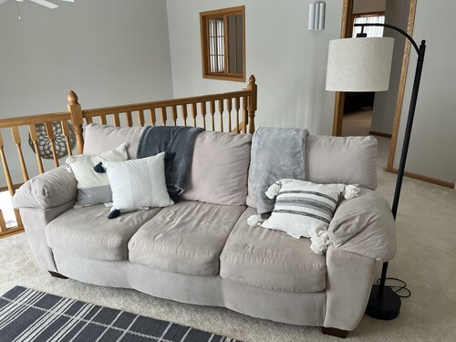 Fantastic 3 bed, 2 bath Lake Miltona Home near famed sandbar. Sleeps 10. Lic2114