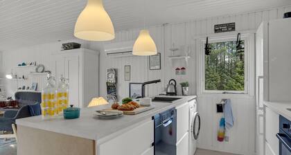 3 bedroom stunning home in Hals