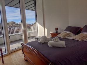 2 habitaciones, tabla de planchar con plancha y wifi gratis